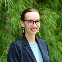 Dr Barbora Valockova