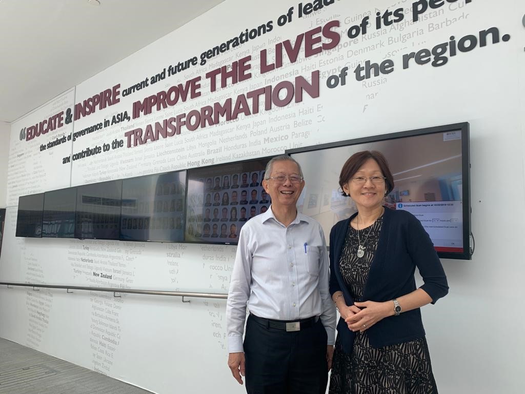 Lesly with Professor Lim Siong Guan during the SFPS programme