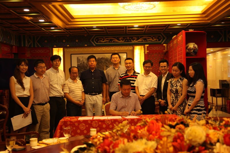 LKY-School-Beijing-Alumni-Discuss-Future-Sino-Sing-Collaboration-During-Beijing-Work-Conference-4