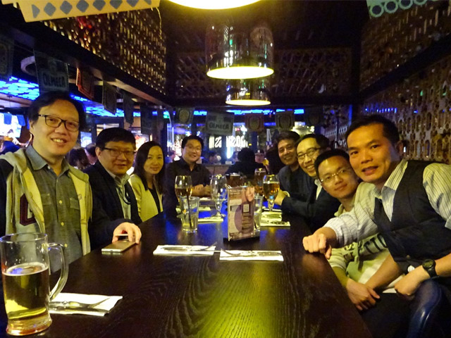 Shanghai Alumni Welcomes the Visit of LKYSPP Professors