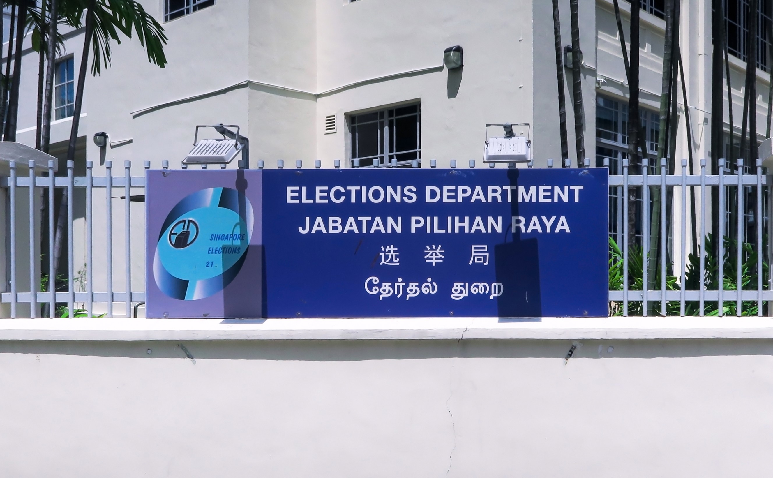 Go beyond laws to keep AI from tainting elections