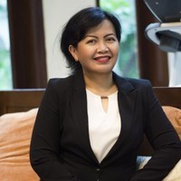 Senior Fellow 2 Eni Widiyanti