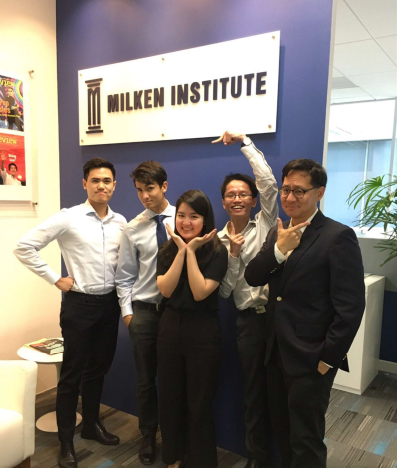 jansen internship at MI 3 -with interns and Institute Asia Fellows