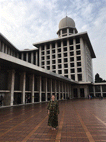 Visiting-the-Istiqal-Mosque-in-Jakarta